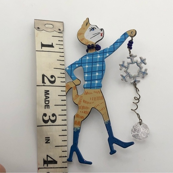 VTG Holiday Christmas Cat Snowflake Brooch Kitsch Camp Funny 4” - Picture 5 of 6